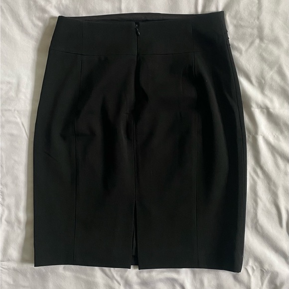 Express Pencil Skirt Size 4 - Picture 3 of 6